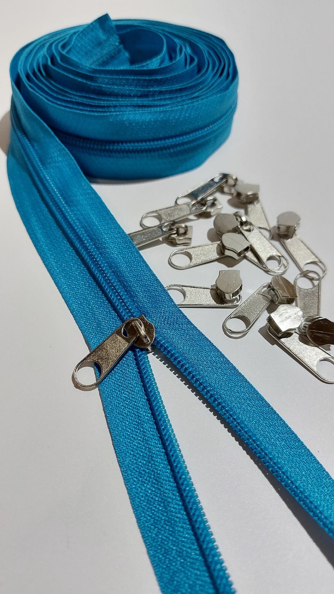 Молния рулонная витая спираль тип 5 (6 метров + 12 бегунков) цвет морская волна