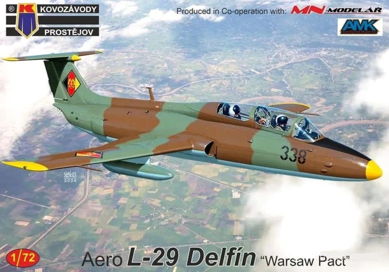 Сборная модель самолёта Aero L-29 Delfín Warsaw Pact I (1/72) KPM0459