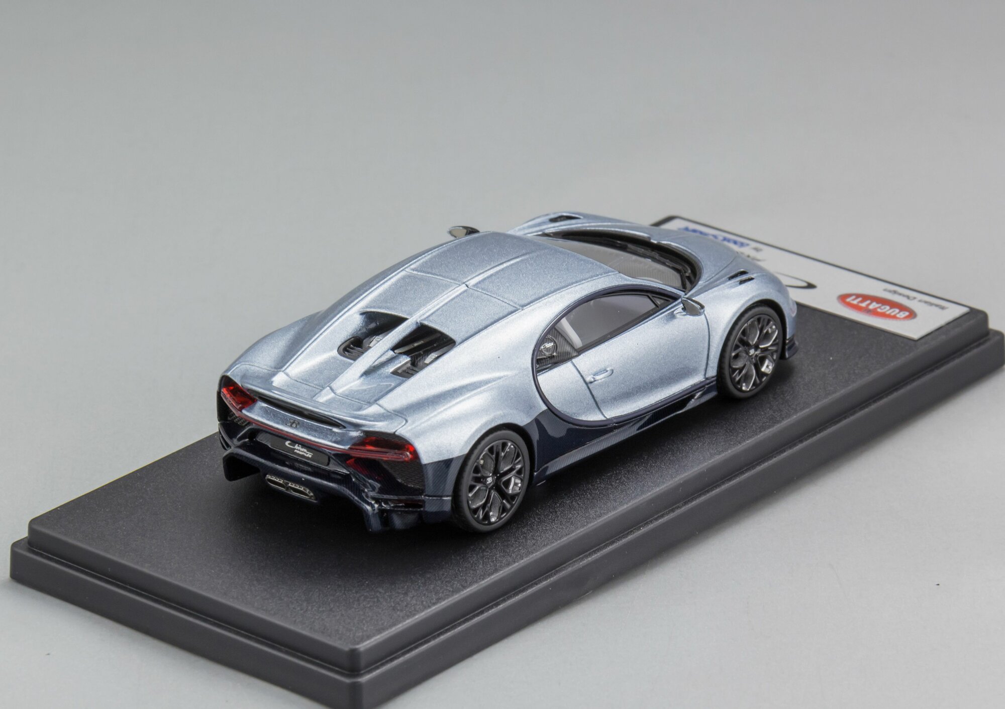 Масштабная модель Bugatti Chiron Profilee — фото 1