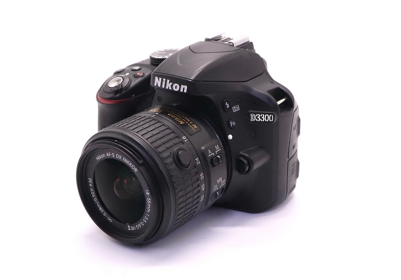 Зеркальный фотоаппарат Nikon D3300 kit 18-55mm
