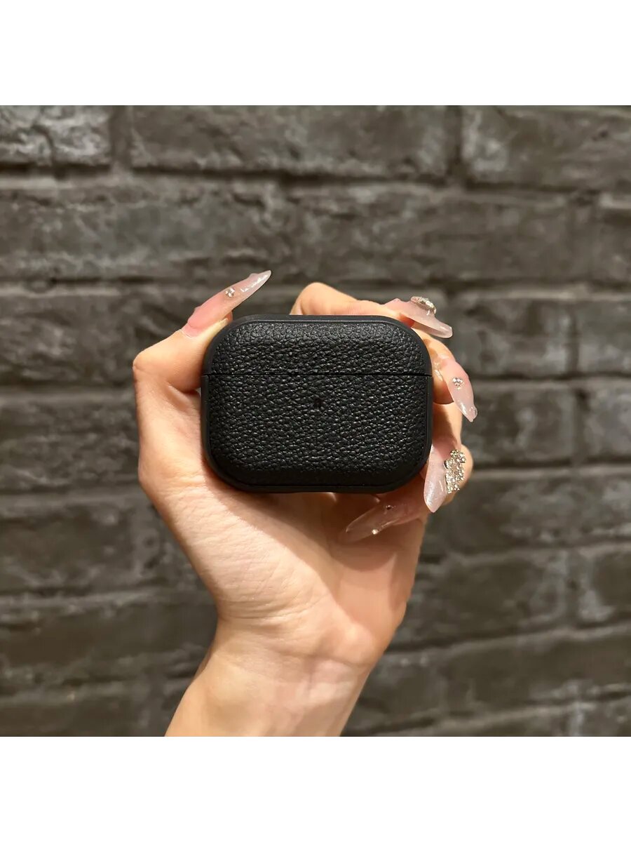 Чехол для наушников AirPods Pro/ Pro 2, черный с брелком, силиконовый