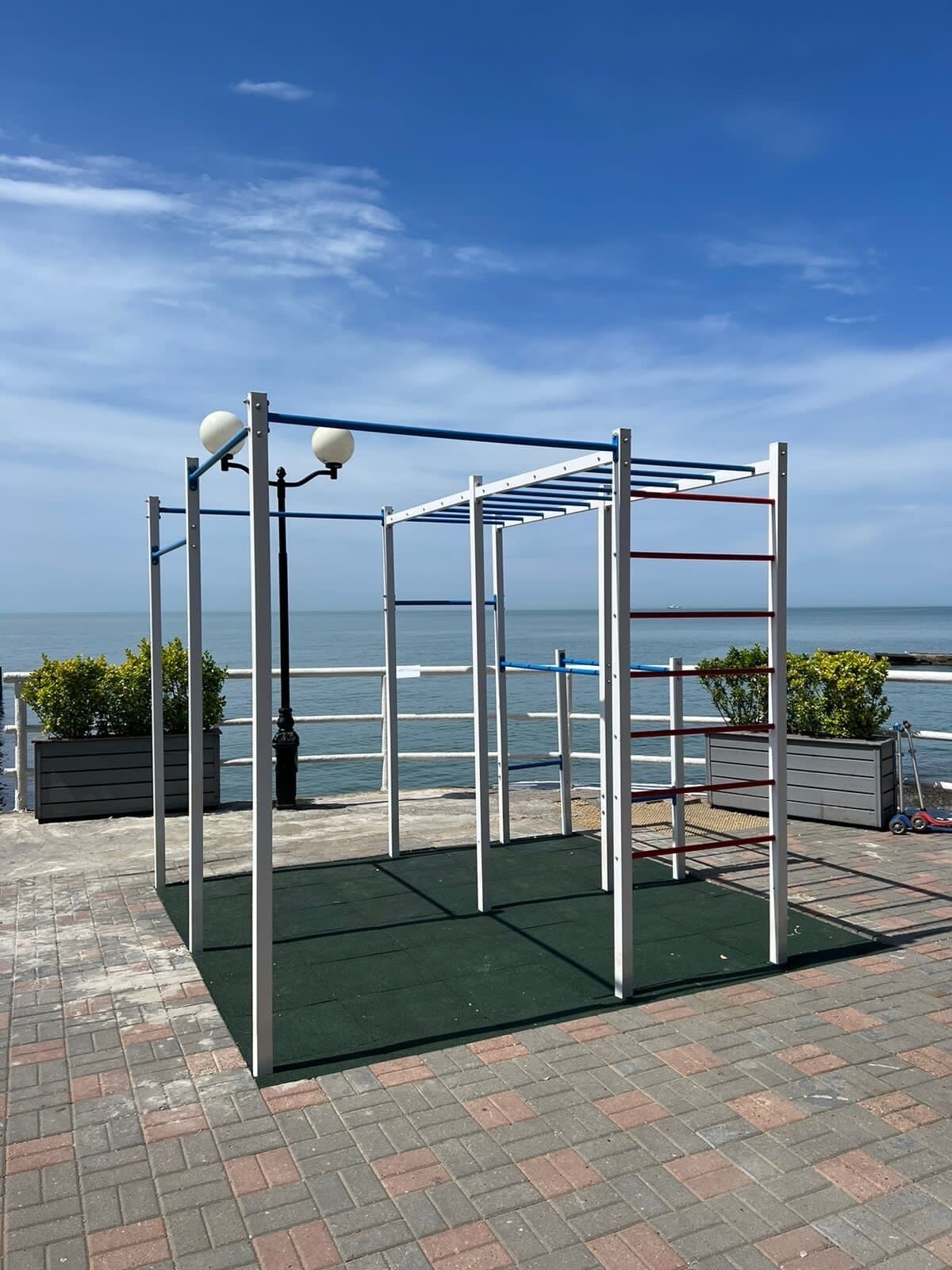 Воркаут площадка SSWA №107.13 – Универсальный спортивный комплекс для всей семьи 3*3 метра от производителя