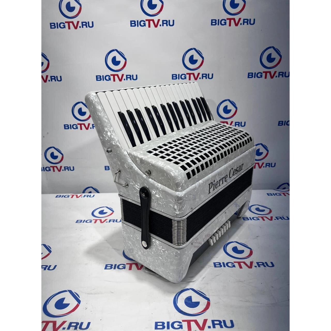 Аккордеон Pierre Cesar PCA3232 WHP — фото 1