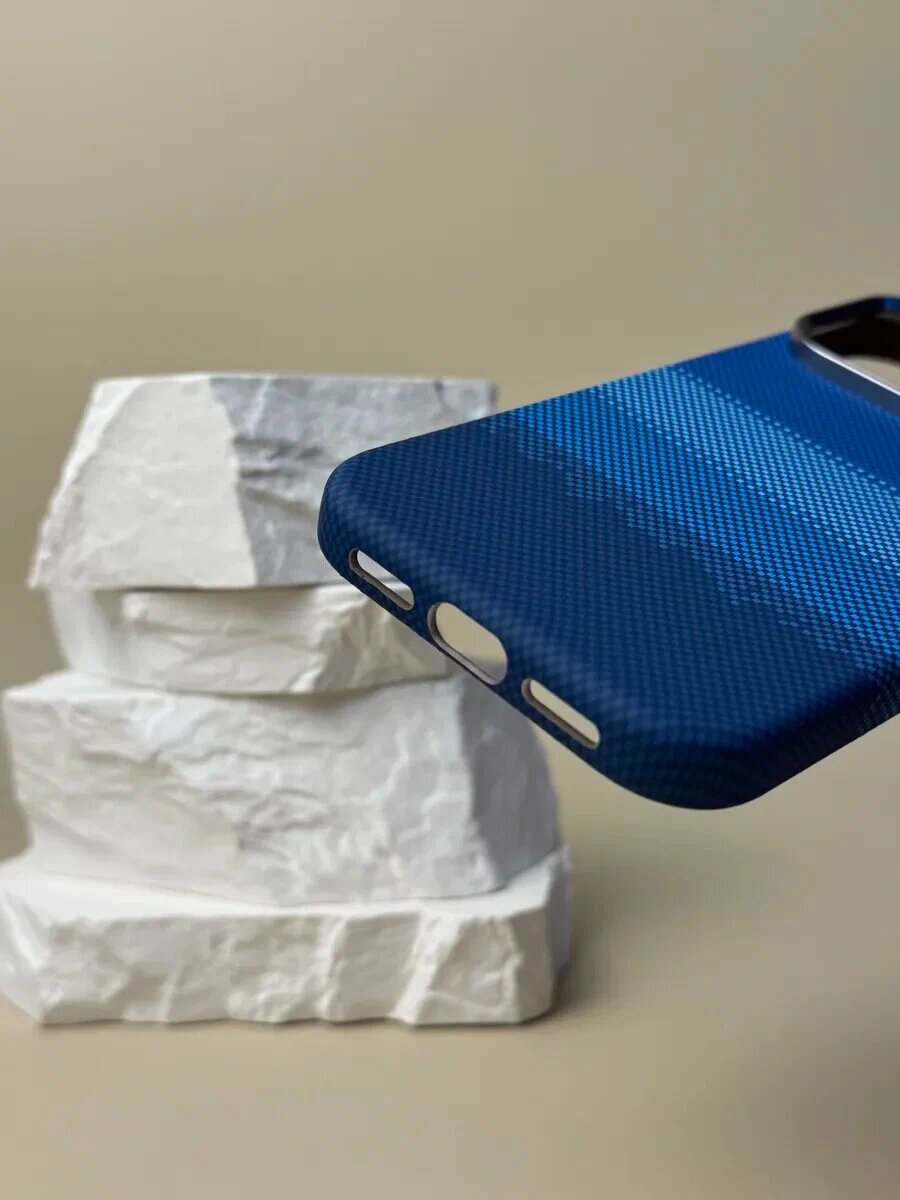 Карбоновый чехол для iPhone 17 Pro Max, ультратонкий, легкий и прочный — фото 1