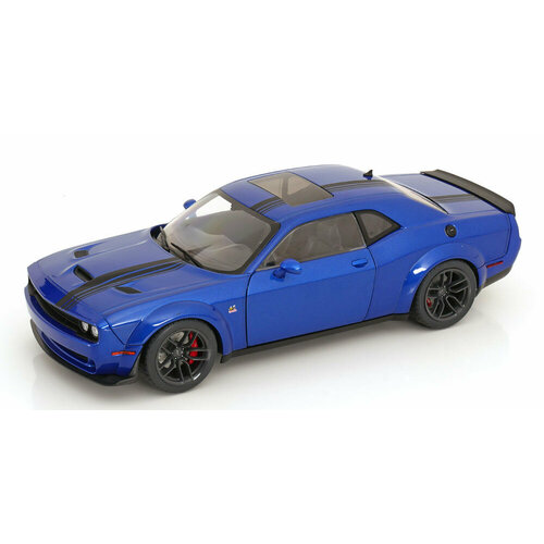 Dodge challenger r/t scat pack widebody 2023 blue metallic