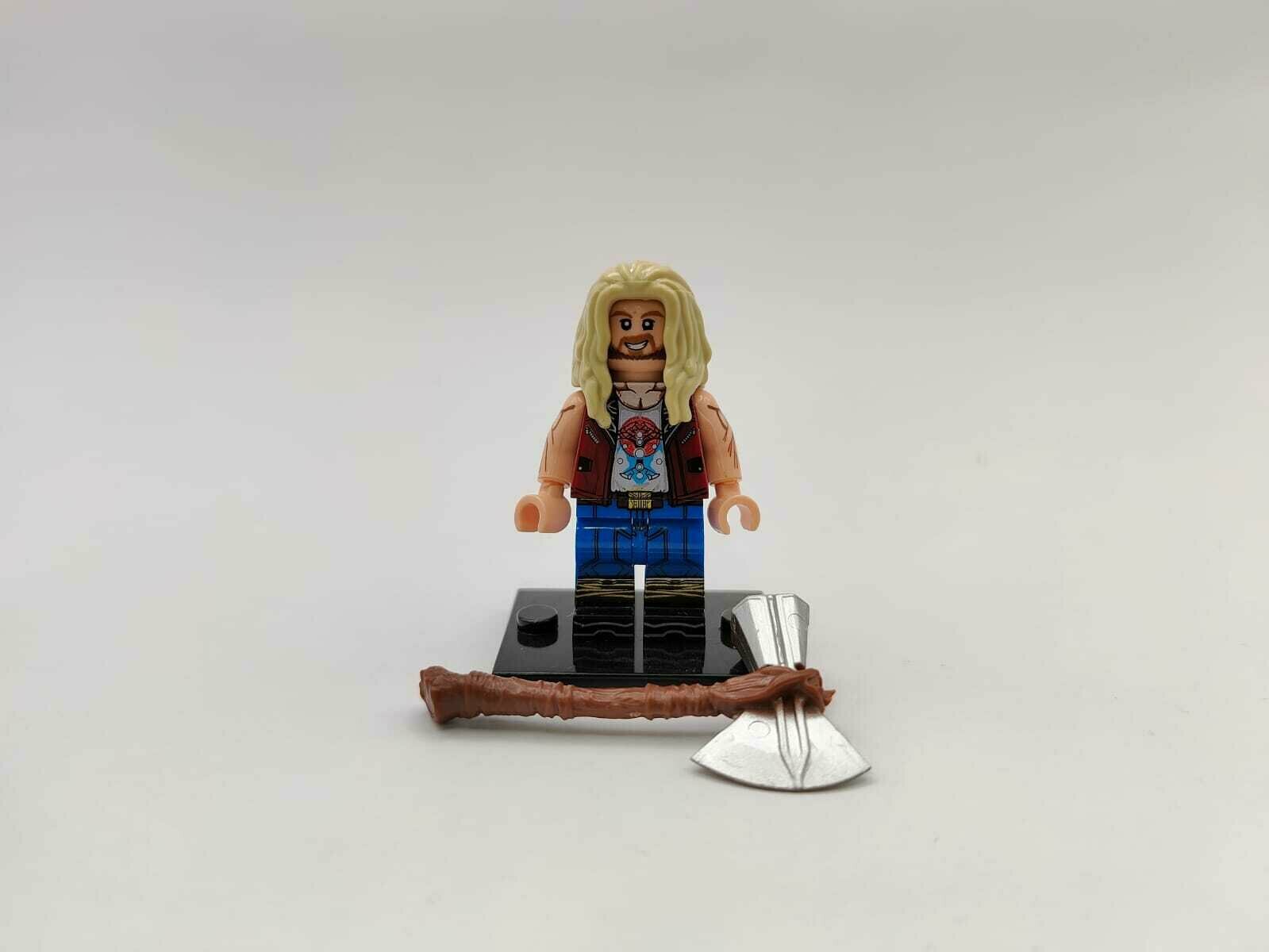 Минифигурка "Тор версия 4", коллекционная фигурка бога Тора из вселенной Marvel — фото 1