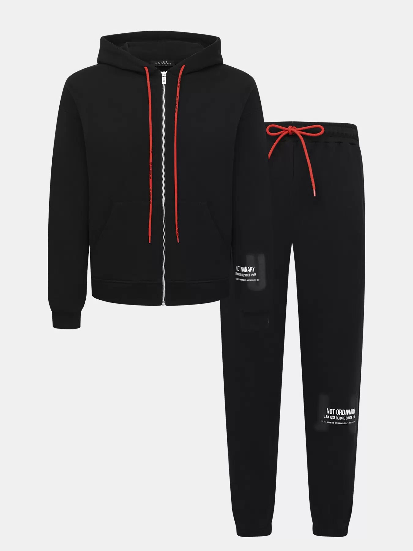 Костюм спортивный