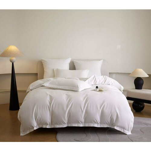 Комплект постельного белья евро Бархатный сатин простыня на резинке - Белый