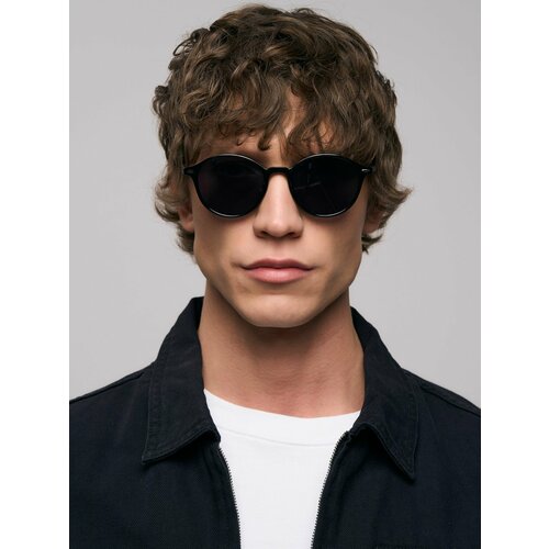 Солнцезащитные очки ТВОЕ черный 380₽