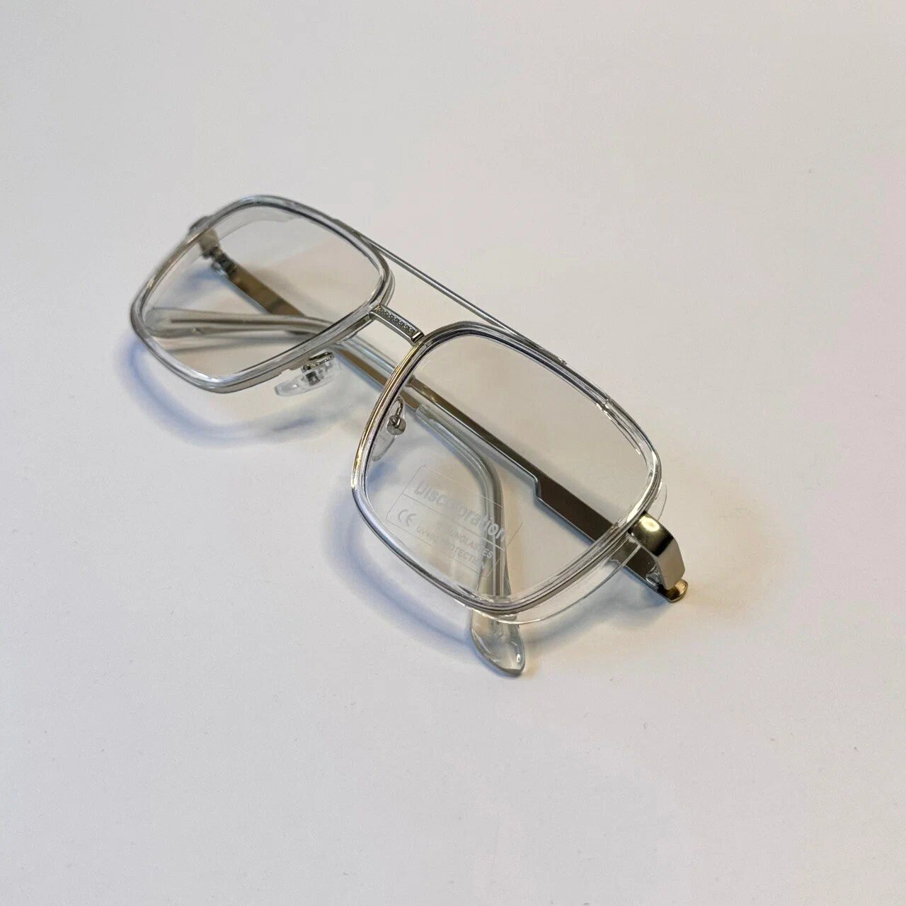 Солнцезащитные очки , серый