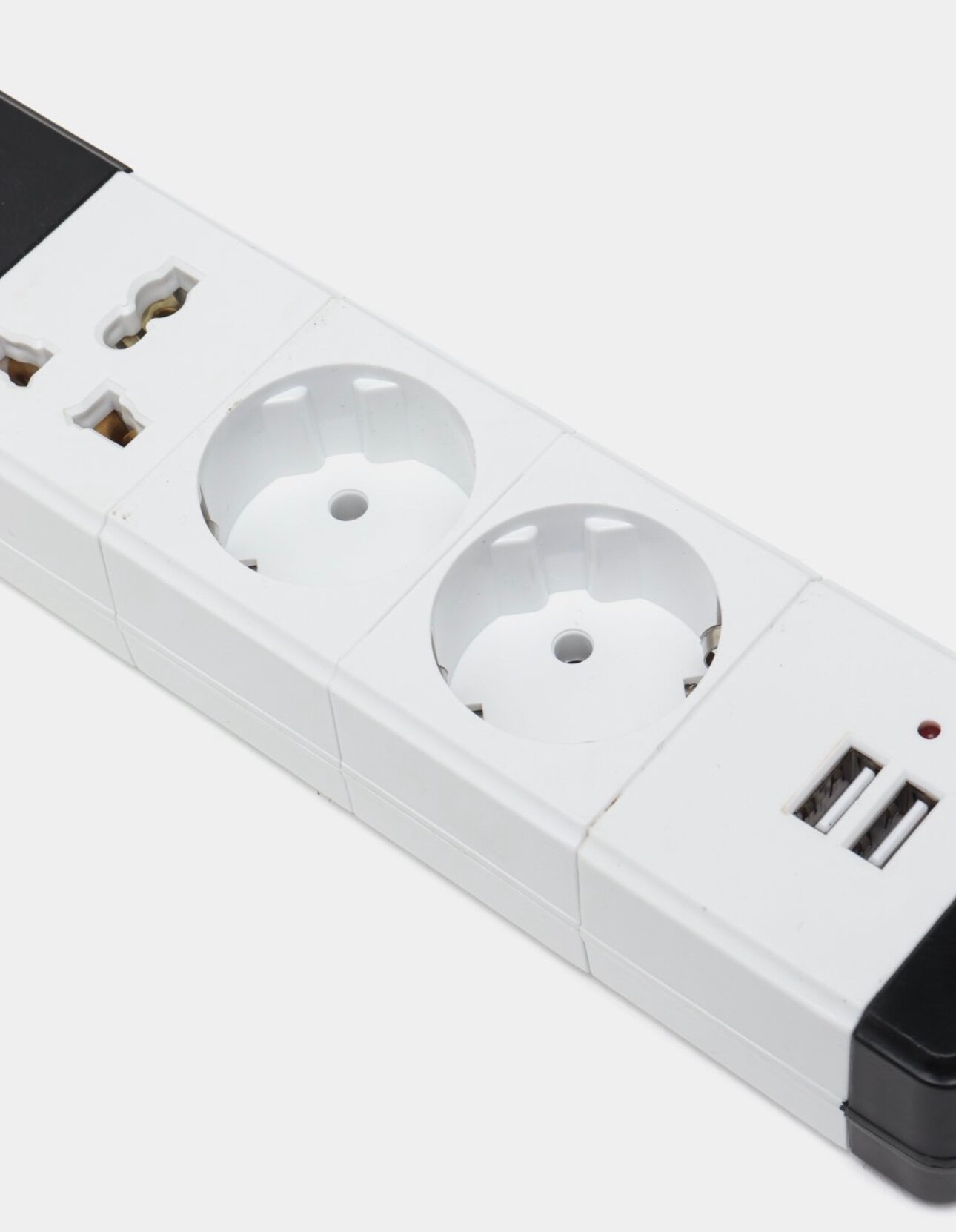 Сетевой удлинитель - с USB , многофункциональный удлинитель, длинна 3 метра — фото 1