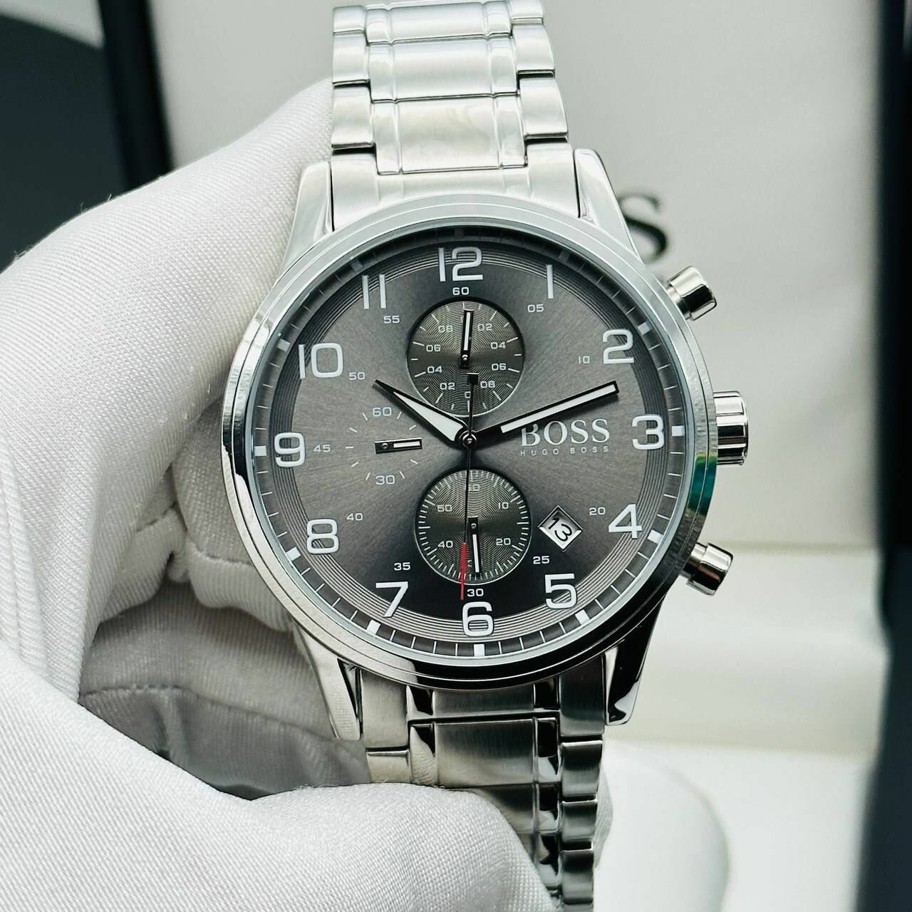 Наручные часы BOSS