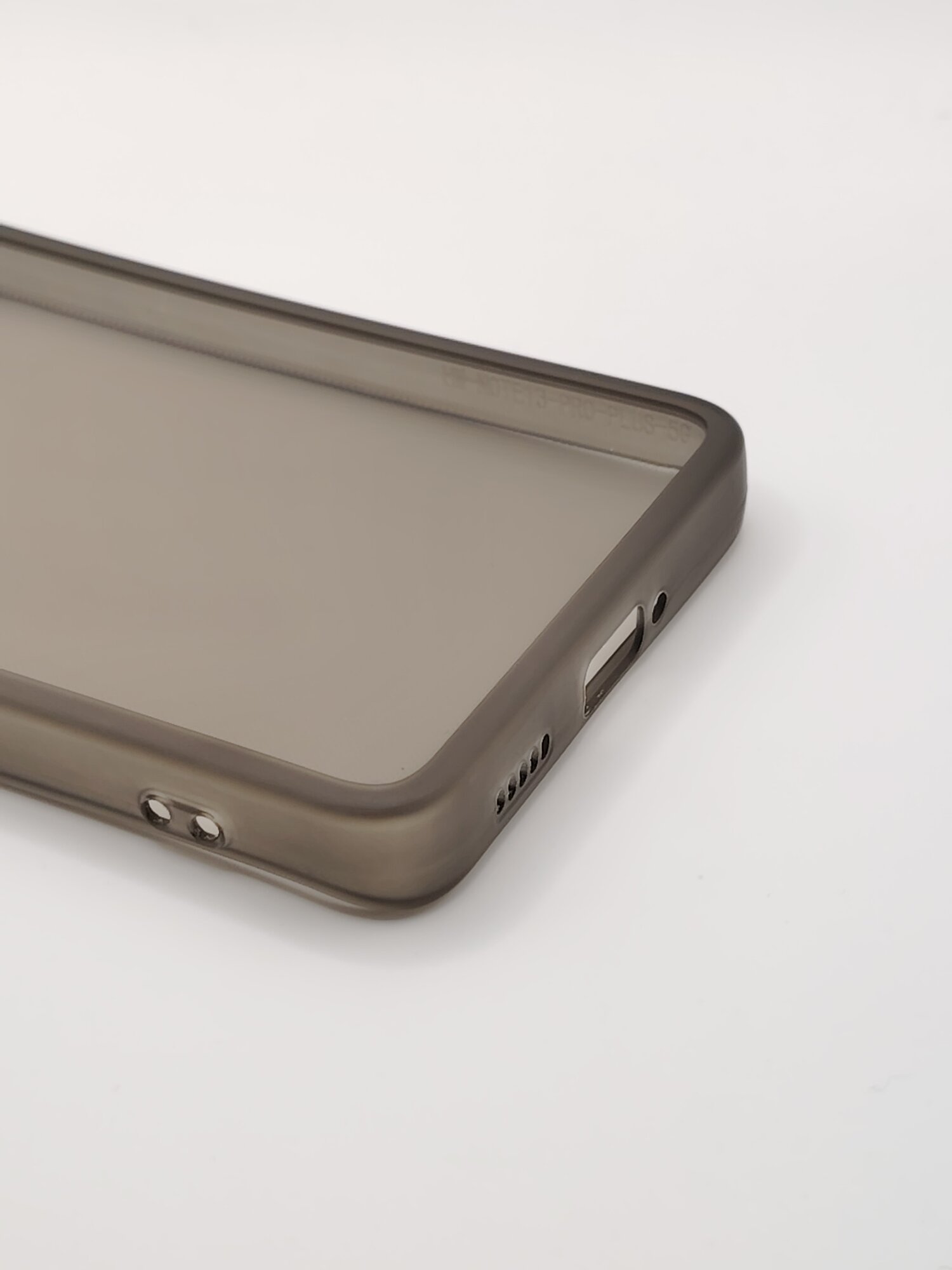 Чехол для Xiaomi Redmi Note 13 Pro Plus, чёрный, силиконовый, с защитой камеры — фото 1