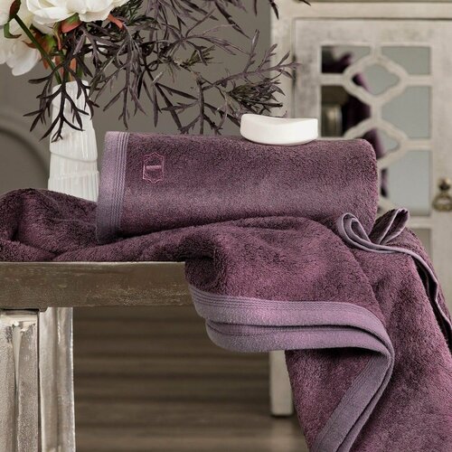 Изображение товара Togas Полотенце банное махровое 70x140 "Пуатье" модал, хлопок, 650 гм/2, сливовое