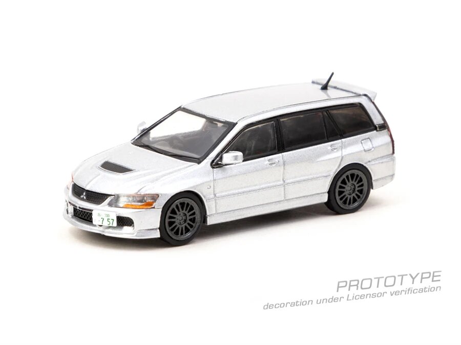 1:64 Lancer Evolution Wagon EVO Travel версия, литая под давлением миниатюрная статическая модель автомобиля из сплава, модная игровая модель, коллекционные детали для взрослых, Белый