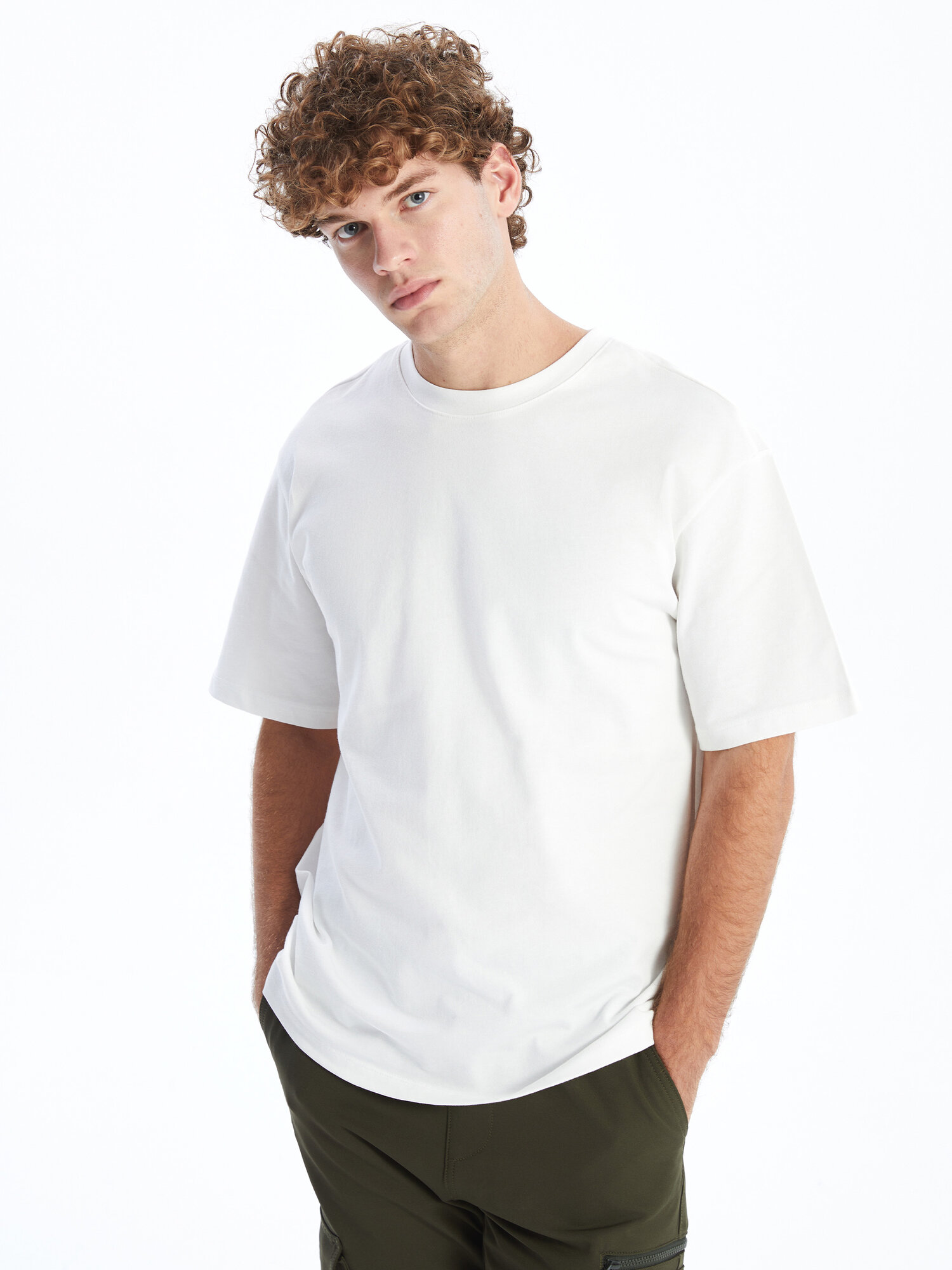 Футболка LC Waikiki, 1 шт., размер M, ecru