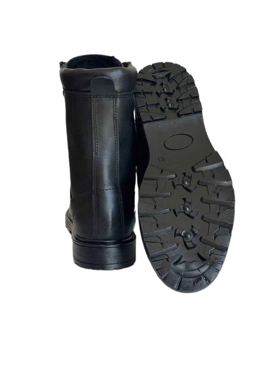 Ботинки с высоким берцом, кожаные, черного цвета, из резиновой подошвы — фото 1