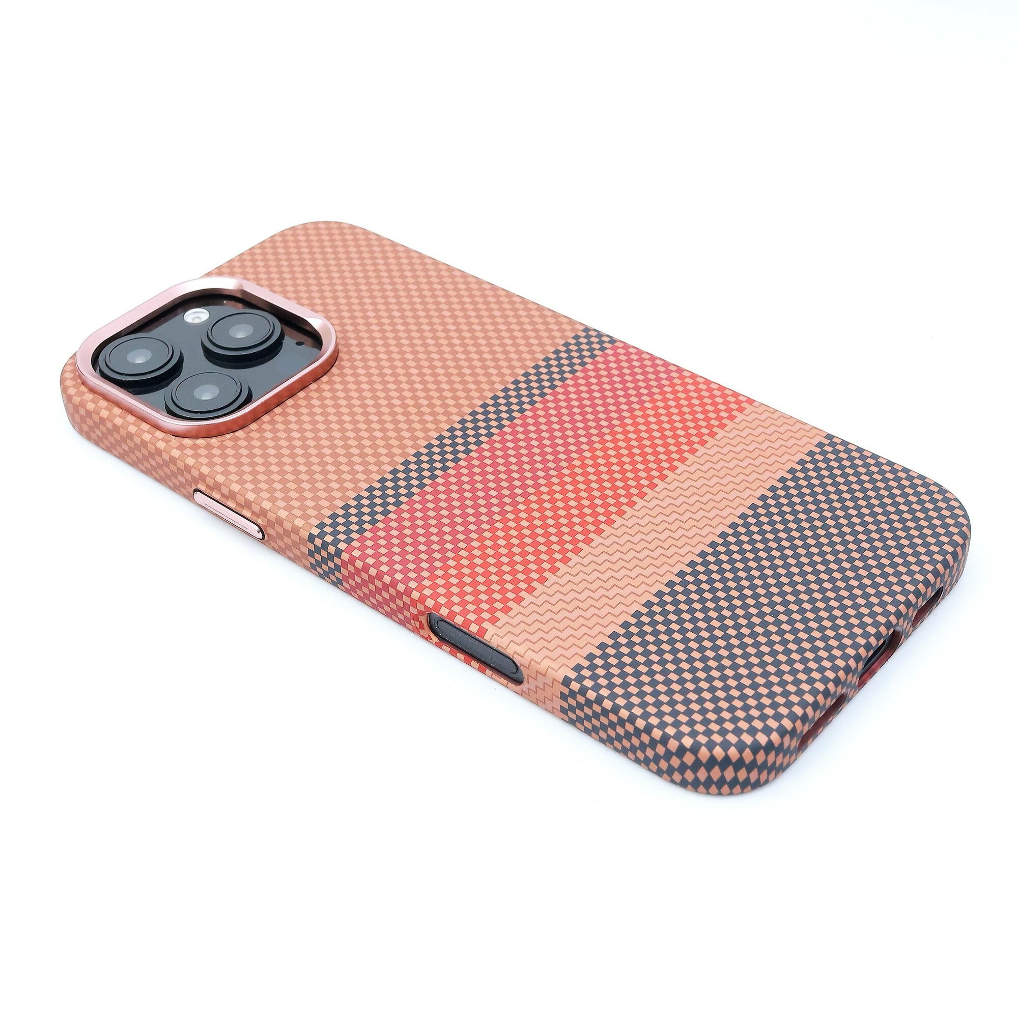 Чехол Carbon case, для iPhone 16 Pro Max , ударопрочный, MagSafe — фото 1