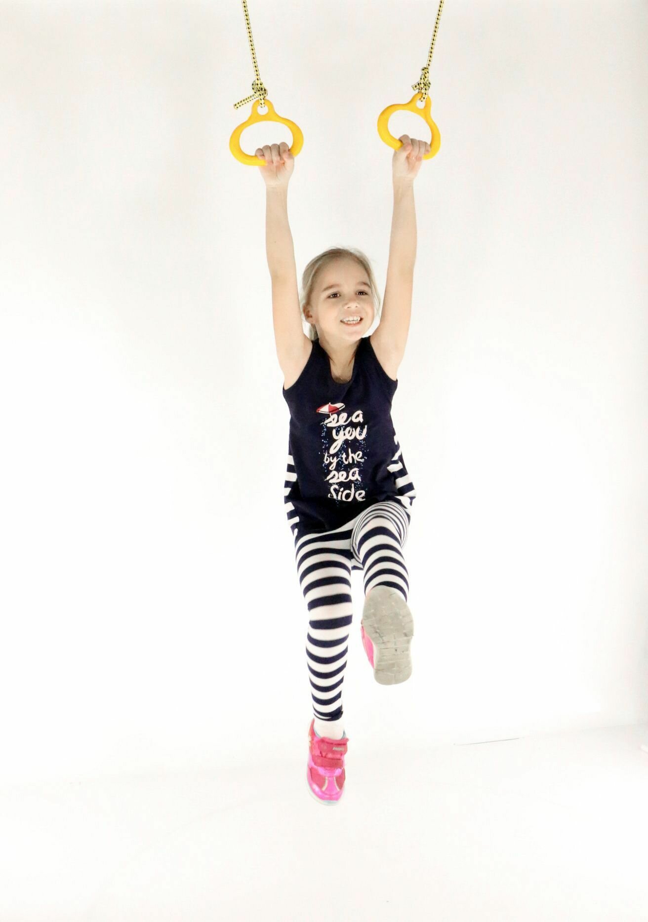 Кольца гимнастические Kеmfer F0000014377, для ДСК, нагрузка до 100кг, пластик, желтые — фото 1