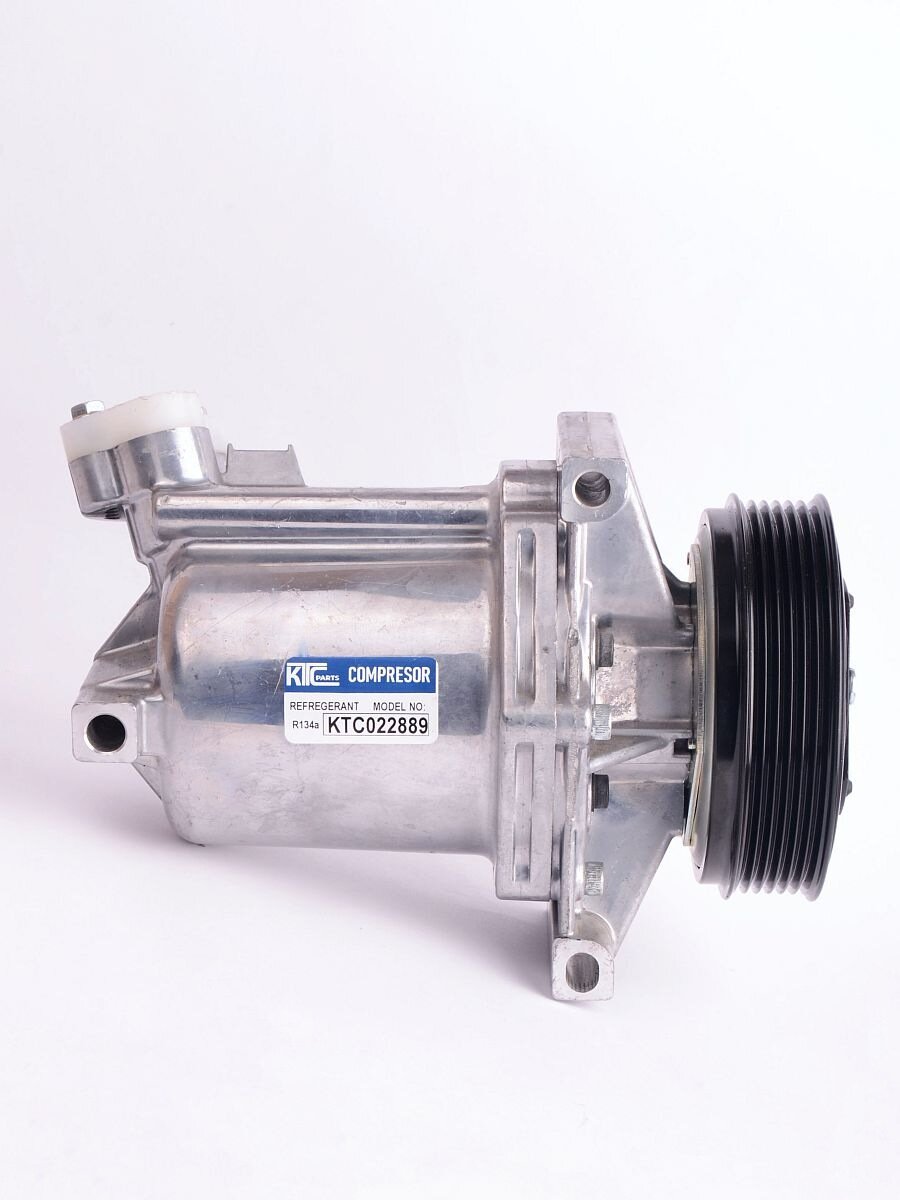 Компрессор Renault FLUENCE MEGANE 926009541R 6PK (022889)
