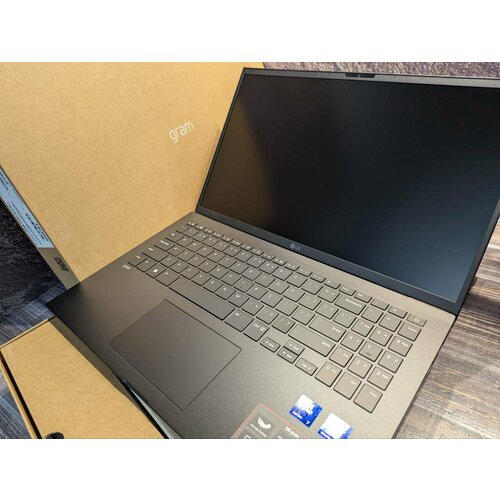 LG Gram 2024 156 ultra 7 16gb 1tb ips fHD сенсорный new 107000₽