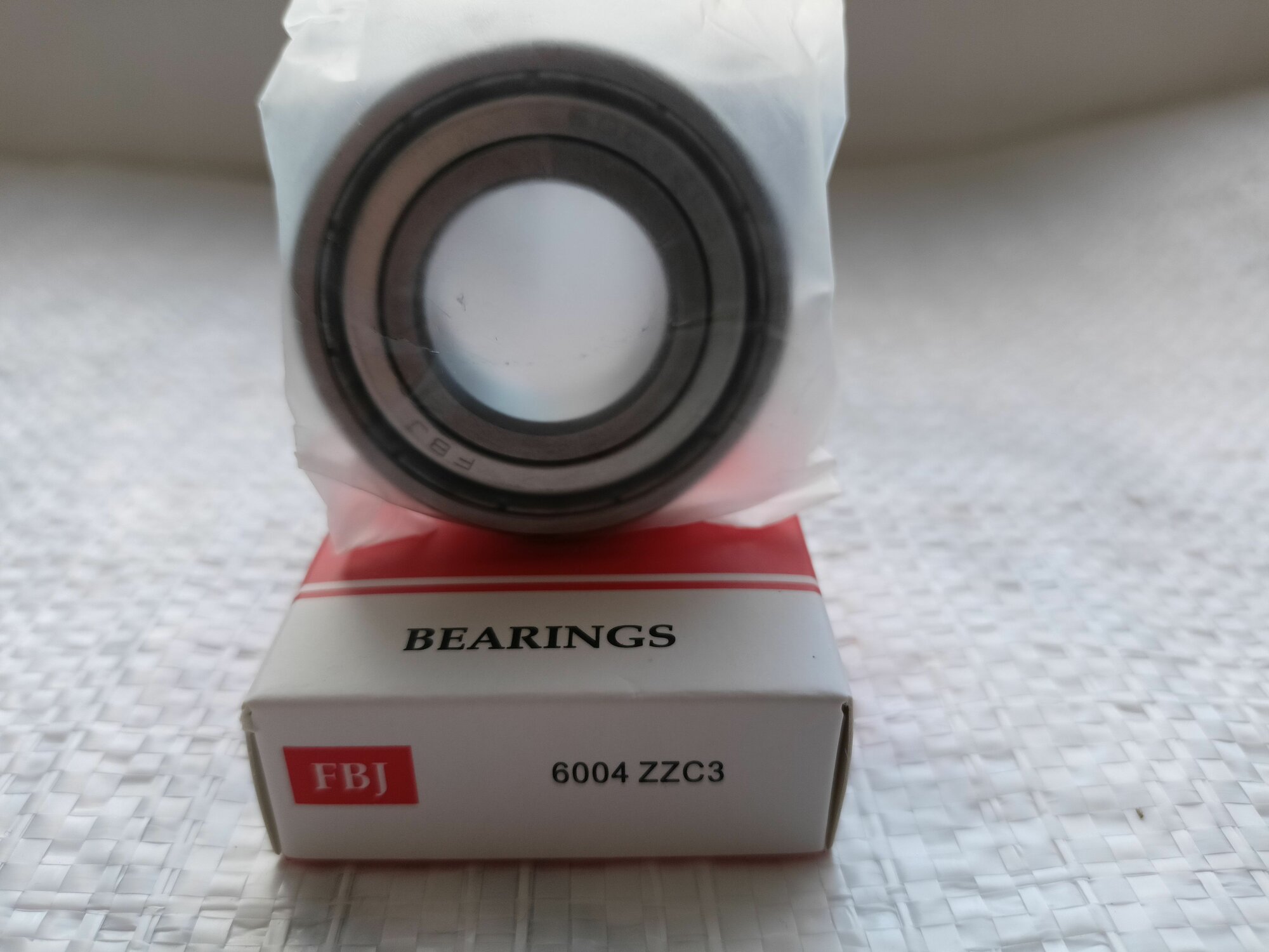 Подшипник 6004 ZZC3 FBJ