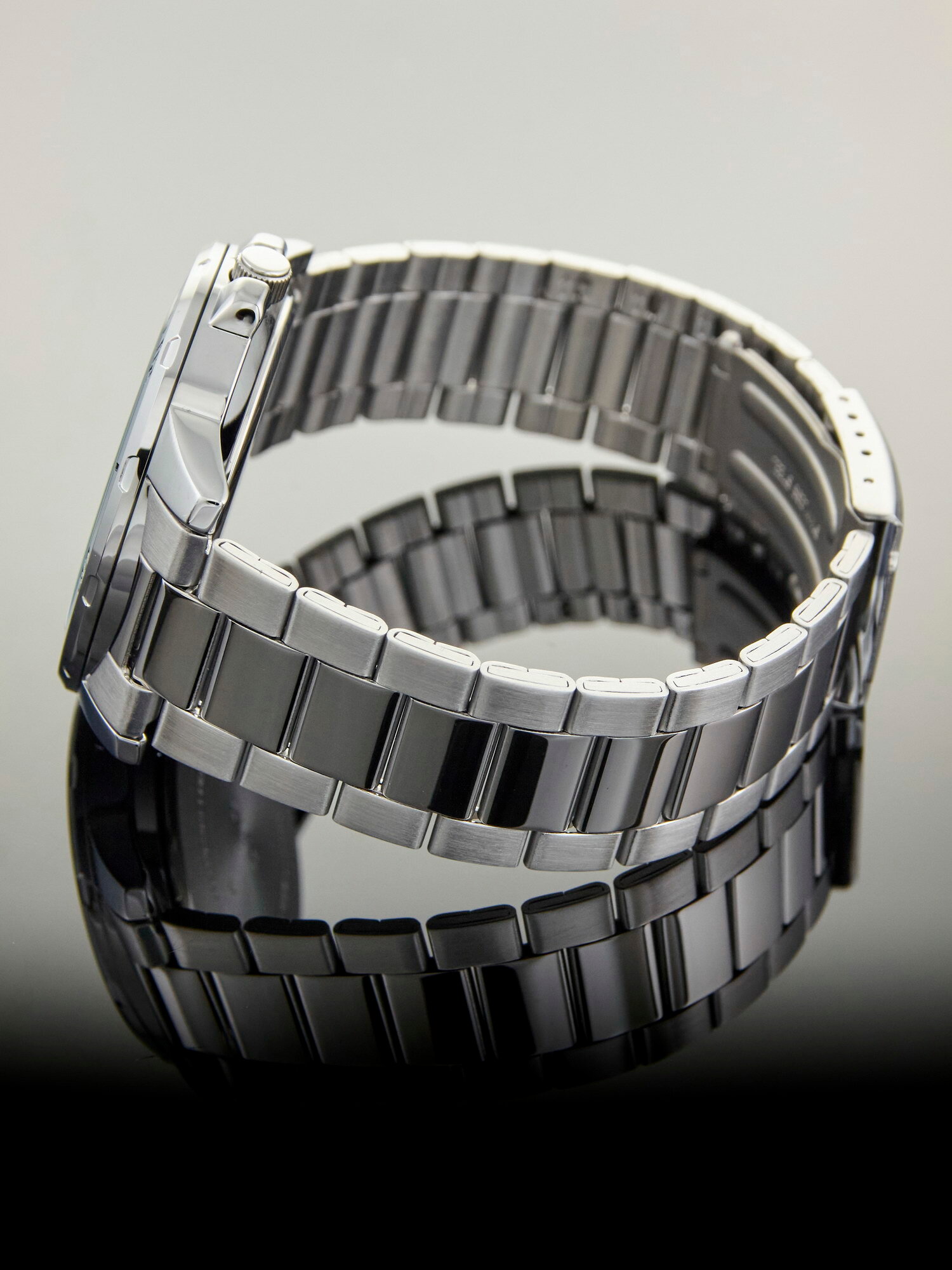 Наручные часы CASIO Классика, хром — фото 1