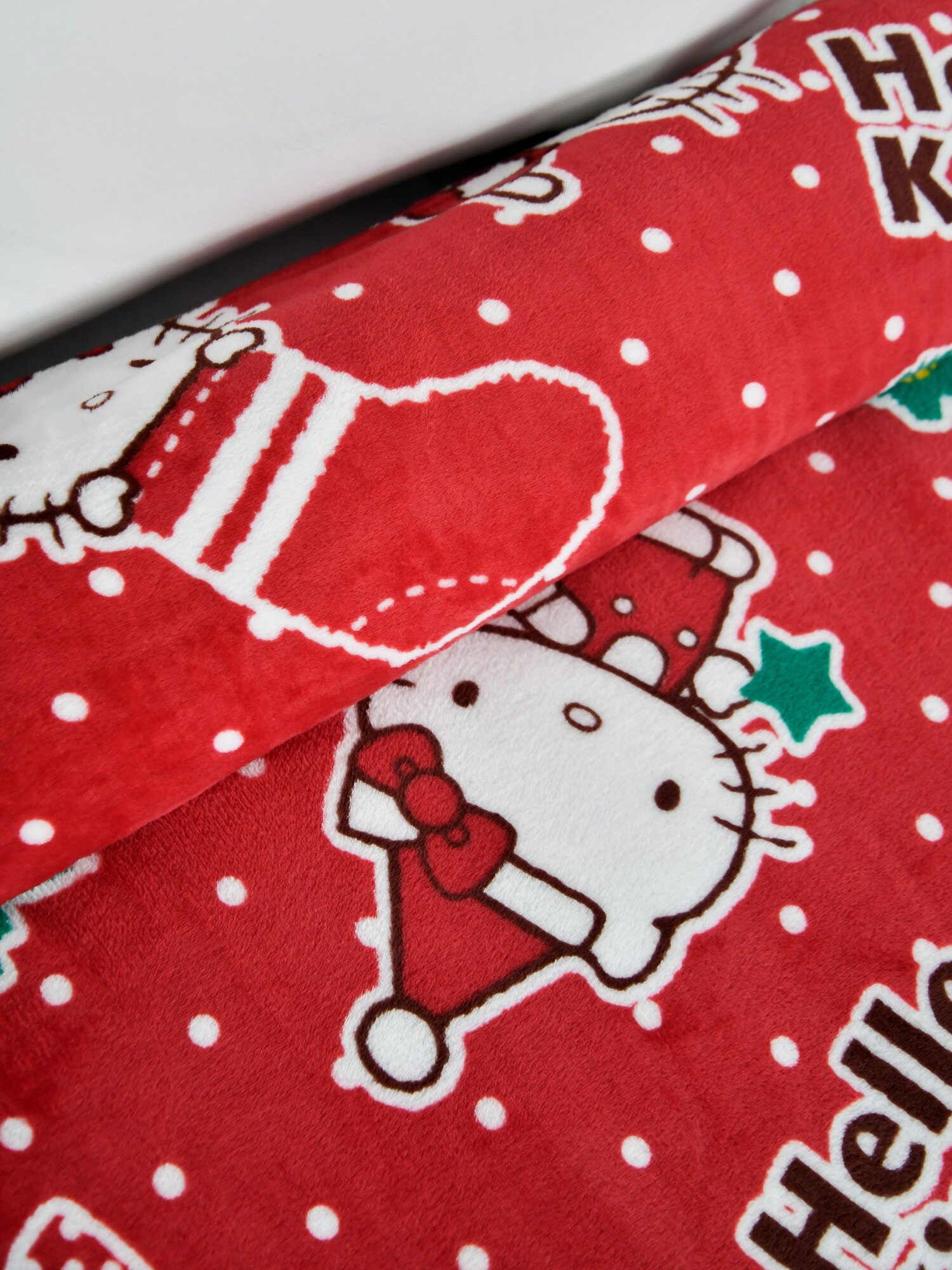 Плед 150х200 Павлинка Hello Kitty Хелло Китти красный, 1,5-спальный — фото 1
