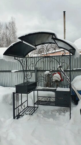 Изображение товара Мангал кованый с крышей Элит Стандарт сборный, с печью и жаровней