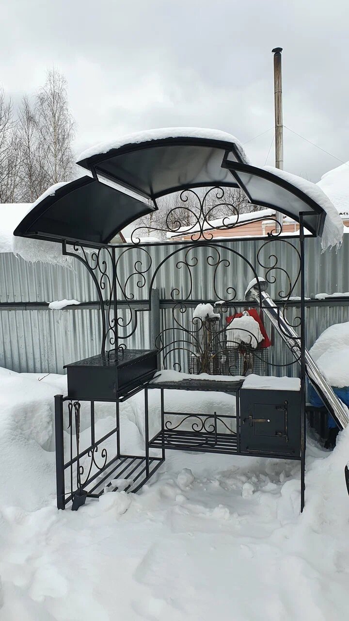 Кованый мангал "Элит Стандарт" с печью и дымоходом и жаровней — фото 1