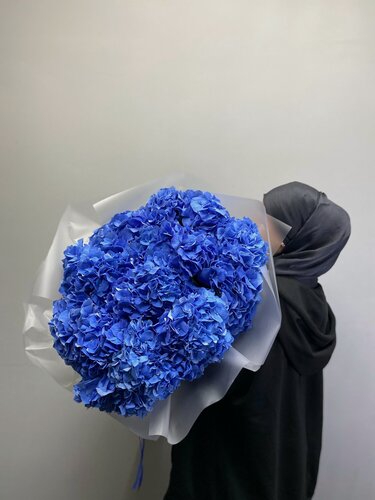 Изображение товара Букет живых цветов " Гортензия Голландия " NURA FLOWERS, гортензии, синий, 15 цветов, высота 60 см