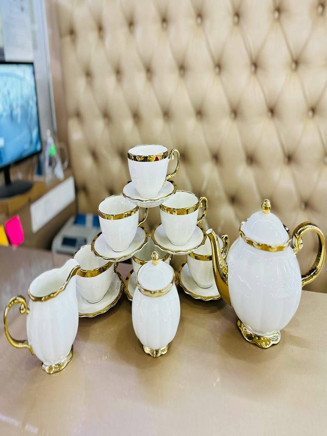 Набор для кофе и чая из Арабской керамики с чайником, банка для молока, сахарница, фарфоровые золотые кофейные чашки, блюдце для 6 человек