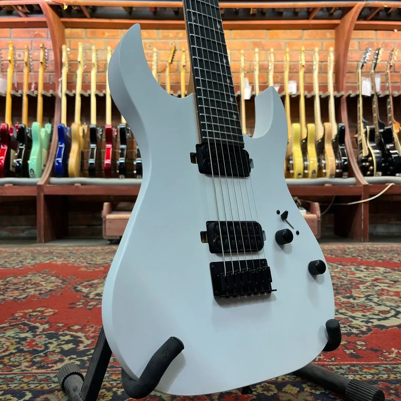 Электрогитара Spira Guitars S-407 MWH White — фото 1