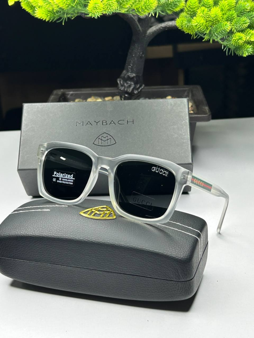 Солнцезащитные очки