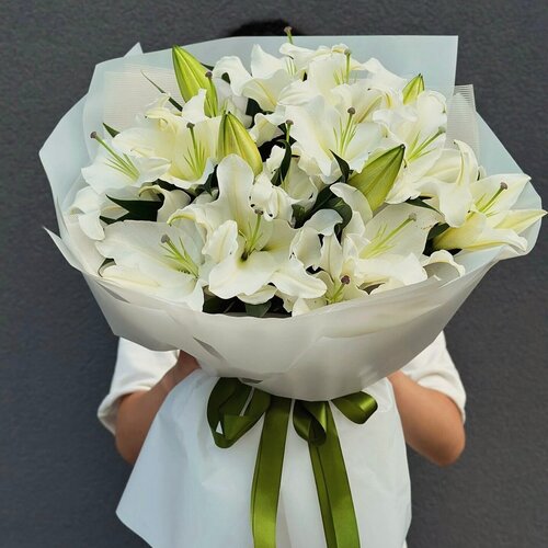 Изображение товара Букет из белых пионовидных лилий 7 шт, красивый букет цветов, шикарный, премиум цветы, премиум букет