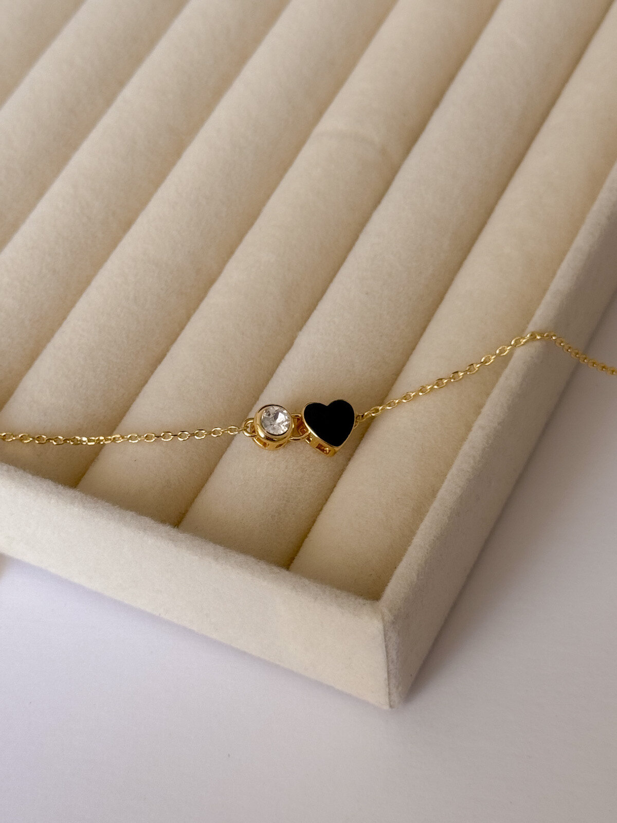 Плетеный браслет Viennois, Swarovski Zirconia, 1 шт., размер 22 см, золотистый — фото 1