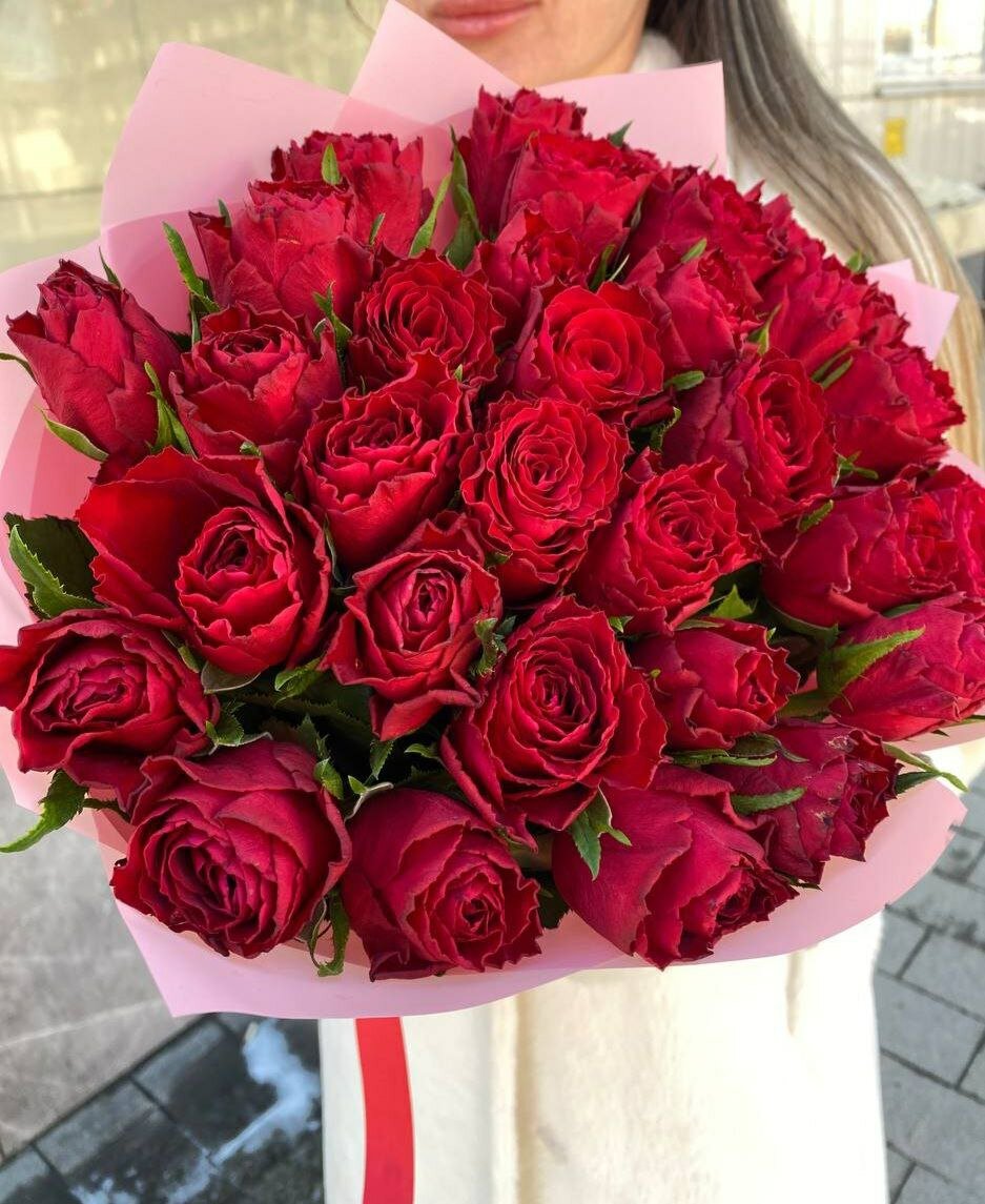 Букет 31 красная роза 40 см.