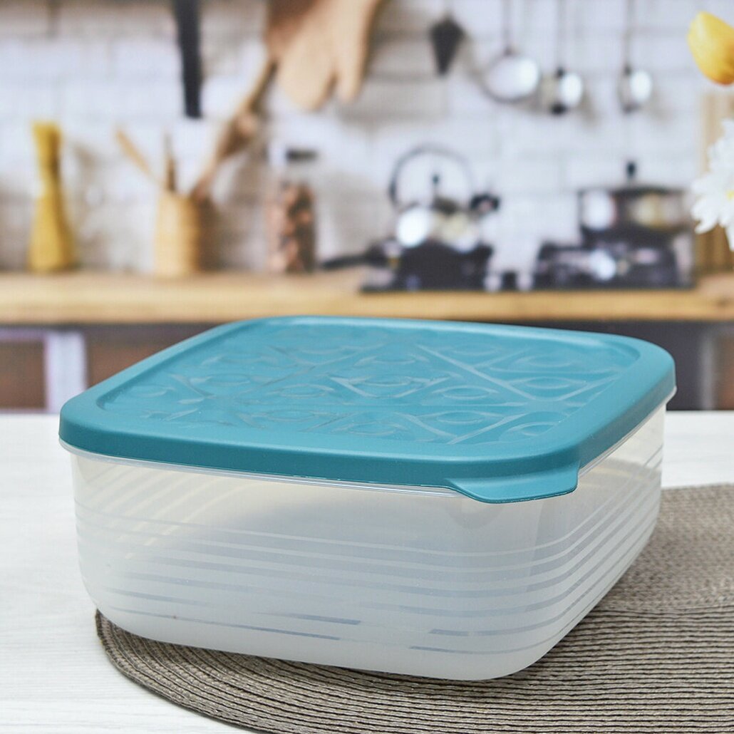 Контейнер 2 7л квадратный  Flexo  из полимера для хранения  разогрева и заморозки