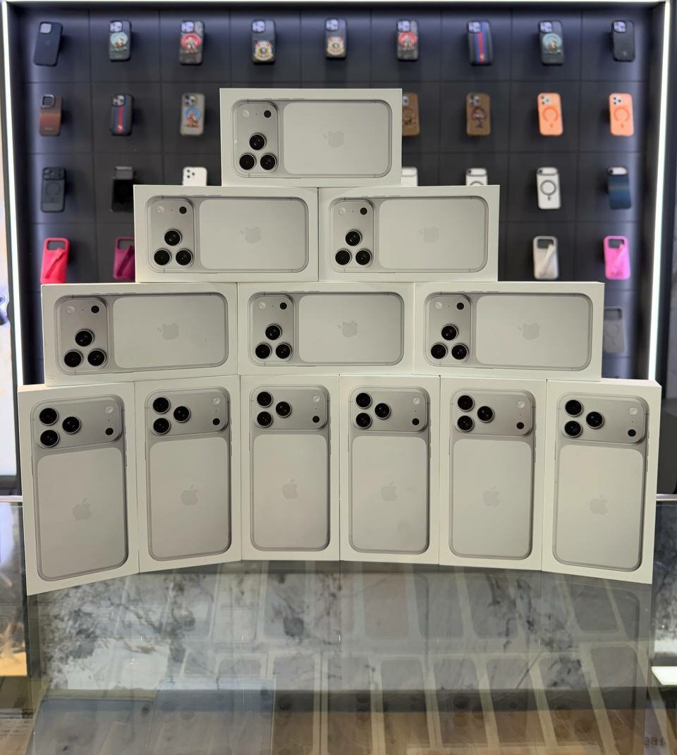 Смартфон Apple 17promax "Dubai Premium" Pro Max, экран 6.1", 64GB/128GB, камера 12MP — фото 1