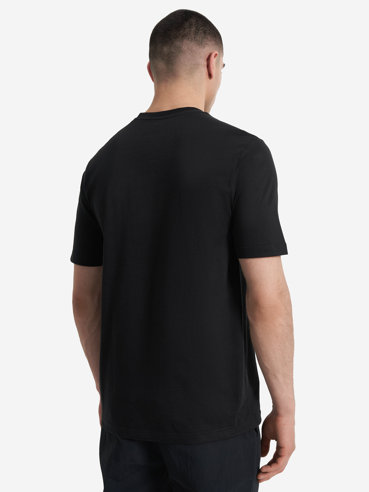 Футболка adidas, размер M, черный — фото 1