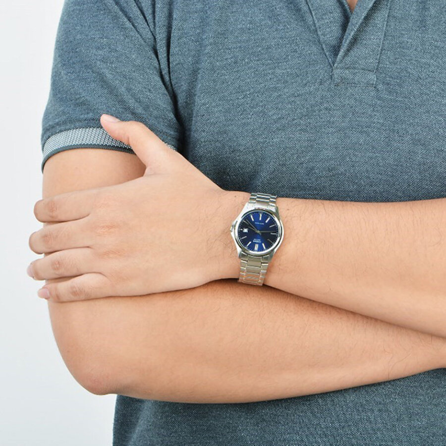 Наручные часы CASIO Standard, серебряный/синий — фото 1