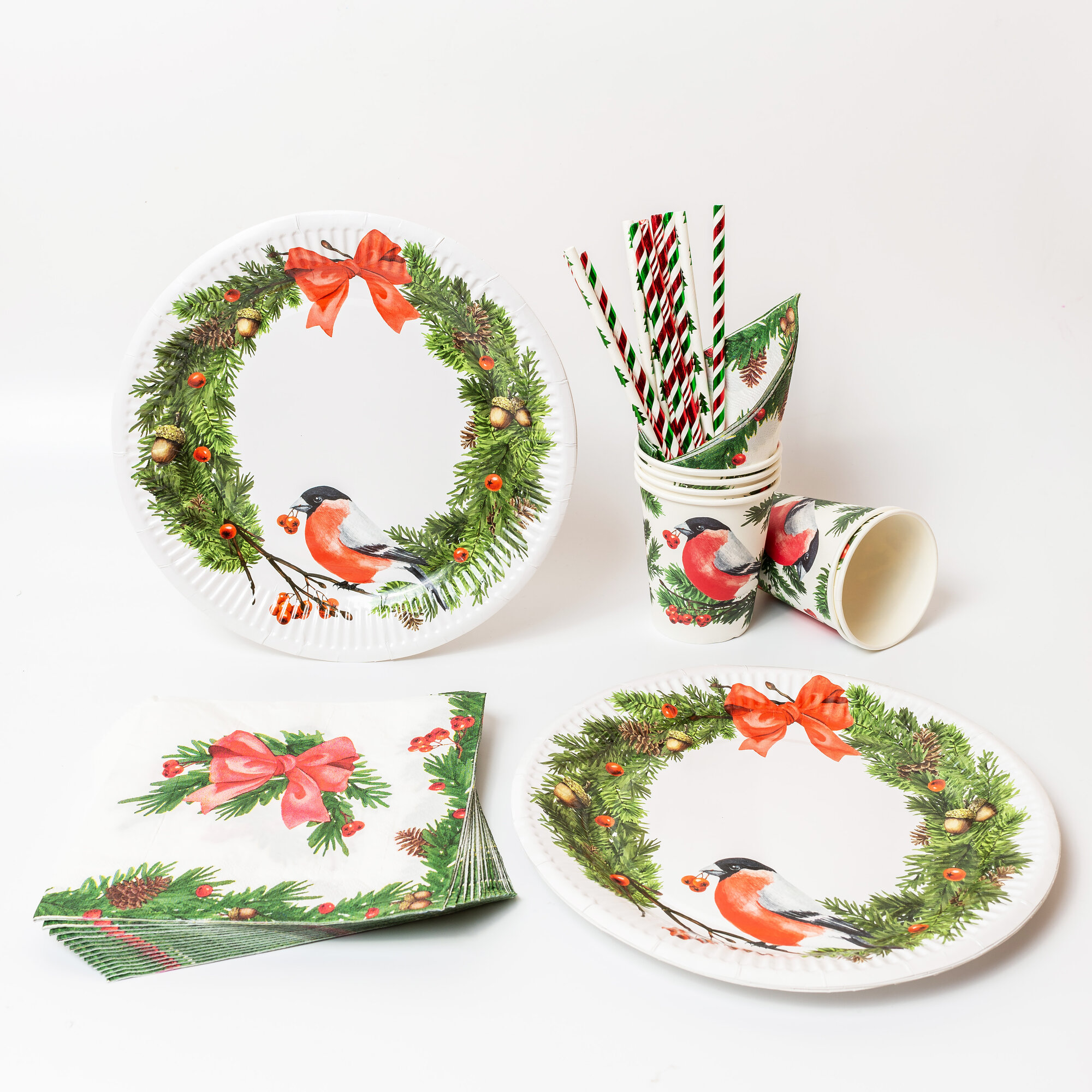 Одноразовая посуда для праздника набор 40 пр 6 персон новогодняя под горячее.