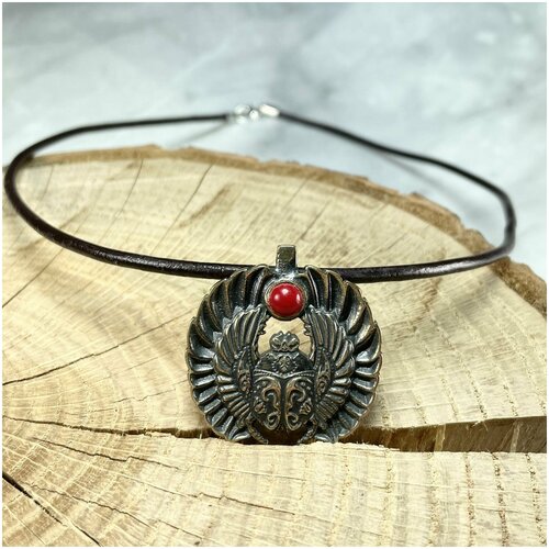 фото Подвеска, защитный амулет "скарабей" со шнурком, бронза, 35 мм growup