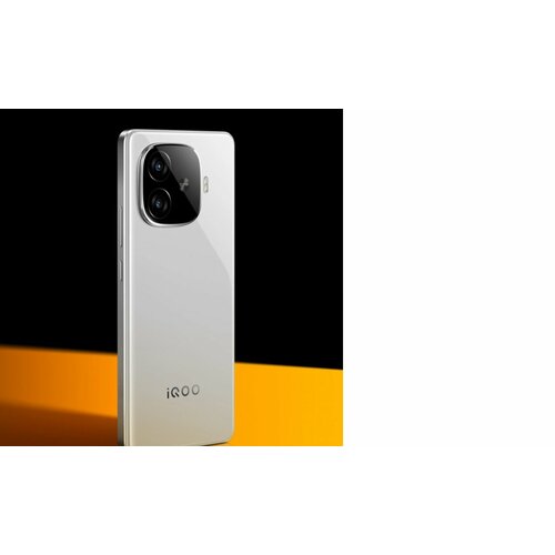 Смартфон Iqoo Z9 12256белыйКитайская версия 27999₽