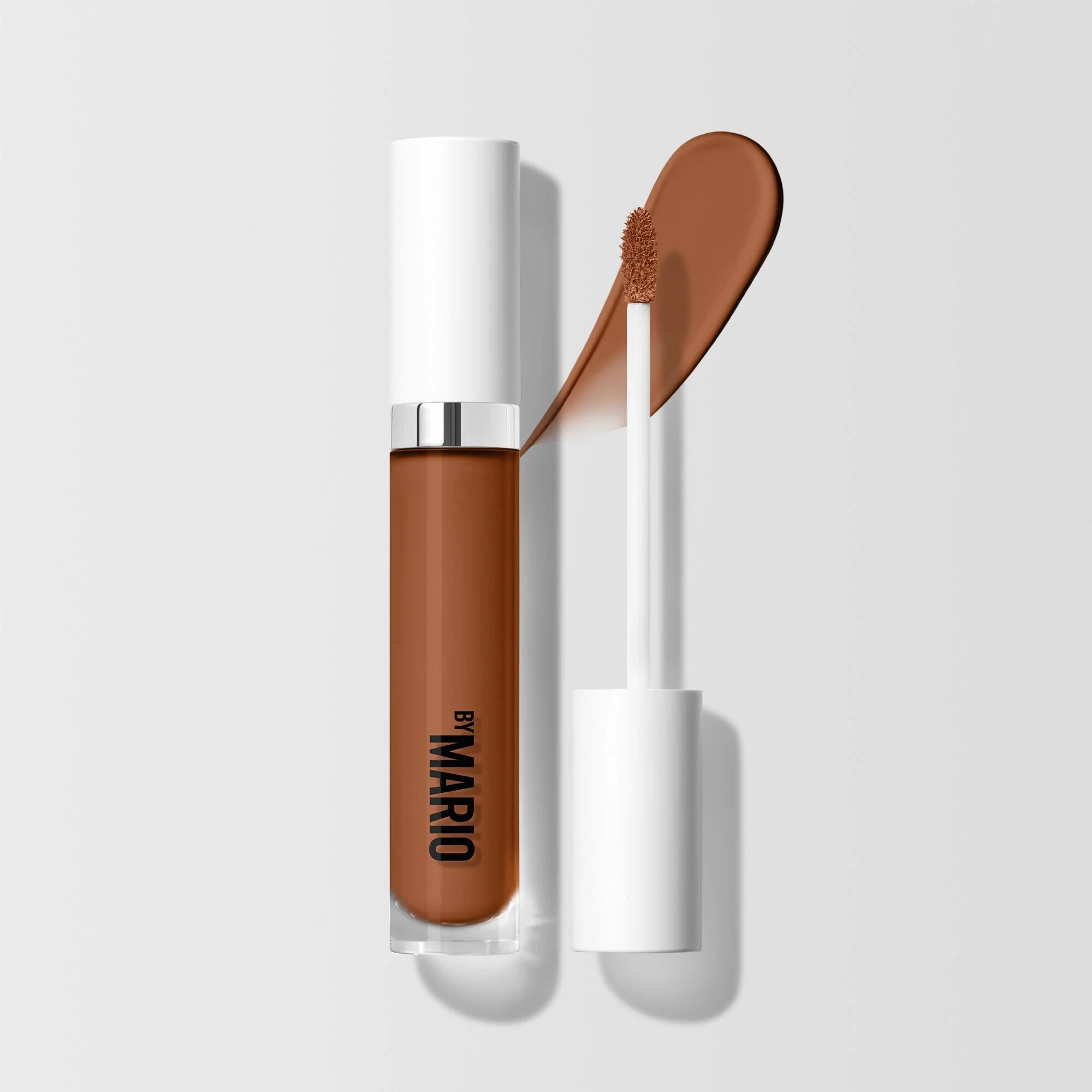 Makeup by Mario профессиональный консилер SurrealSkin™ Awakening Concealer 560 (Dark Neutral)