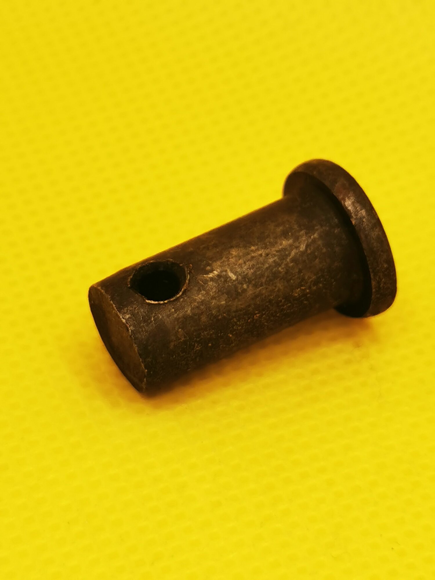 Палец крепления ножа косилки Champion C3033, арт. 801227