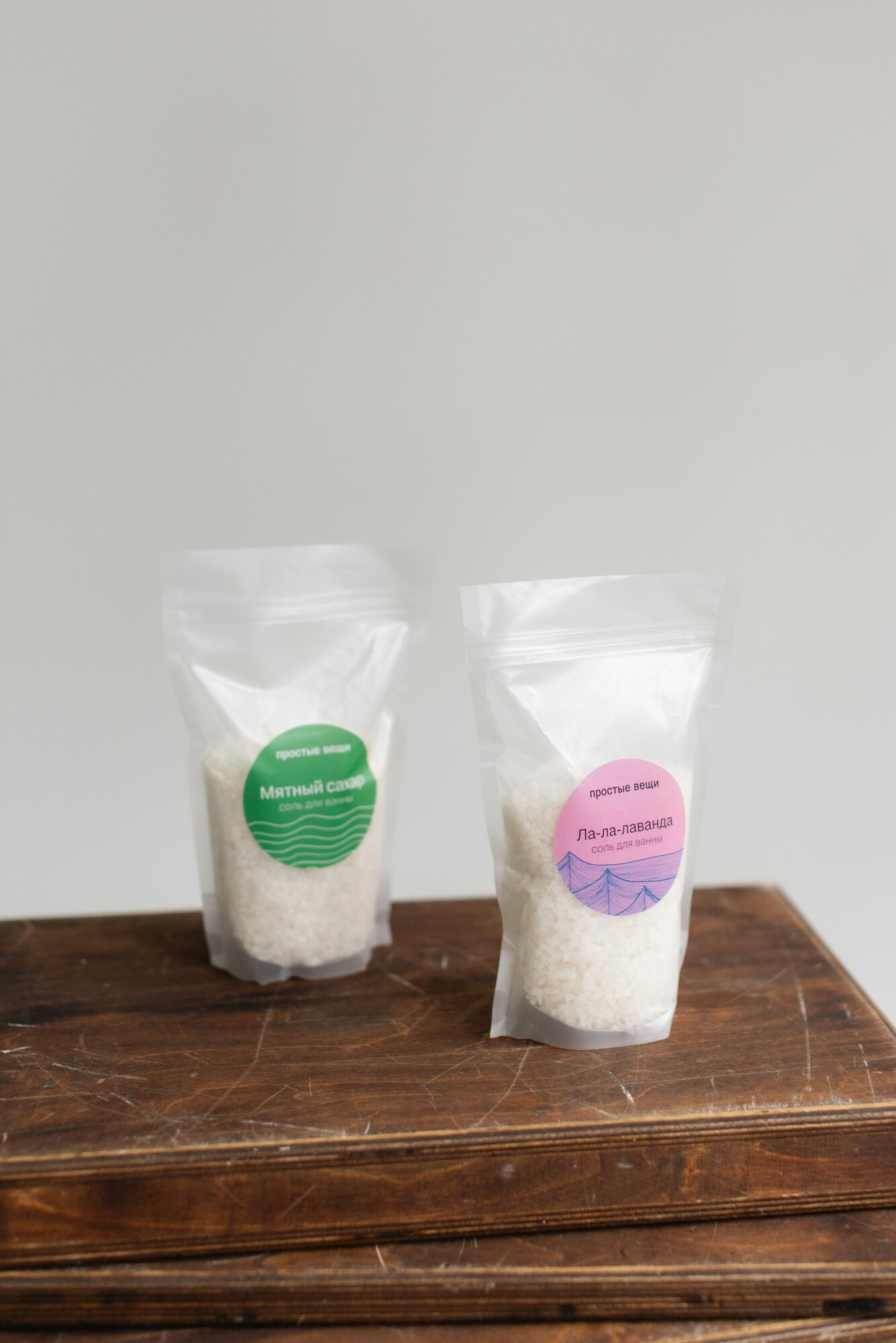 Соль для ванны Простые вещи «Мятный сахар» с маслами кедра и мяты — фото 1
