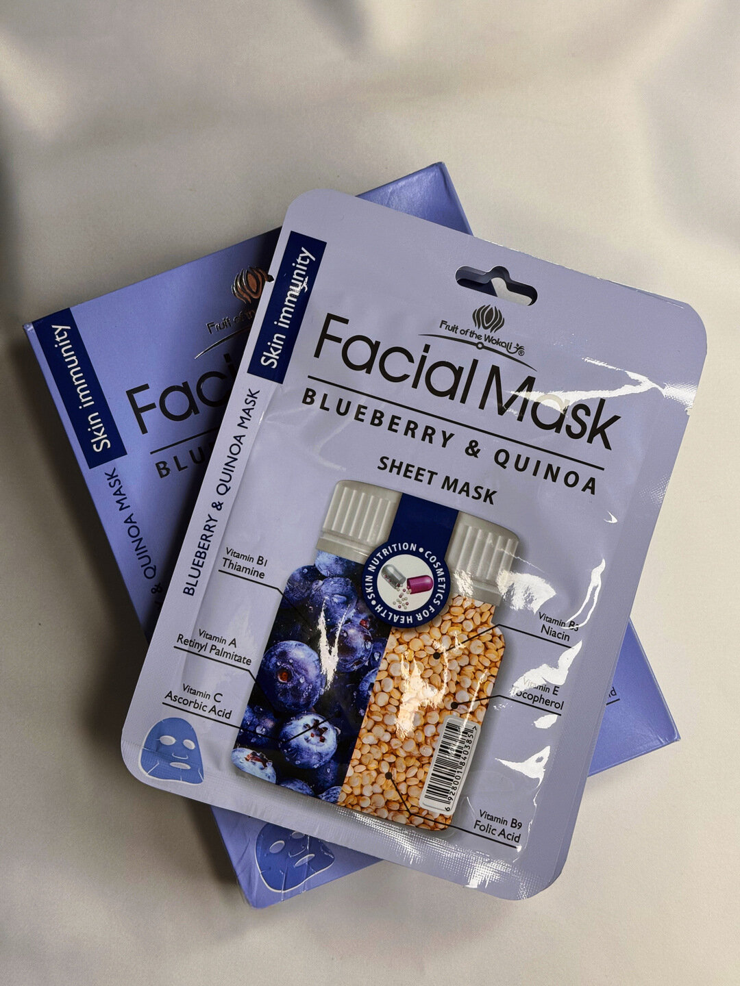 Маска для лица с черникой, киноа, брокколи и подсолнечным маслом