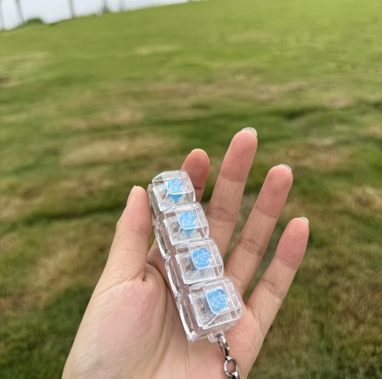 Брелок, прозрачный — фото 1