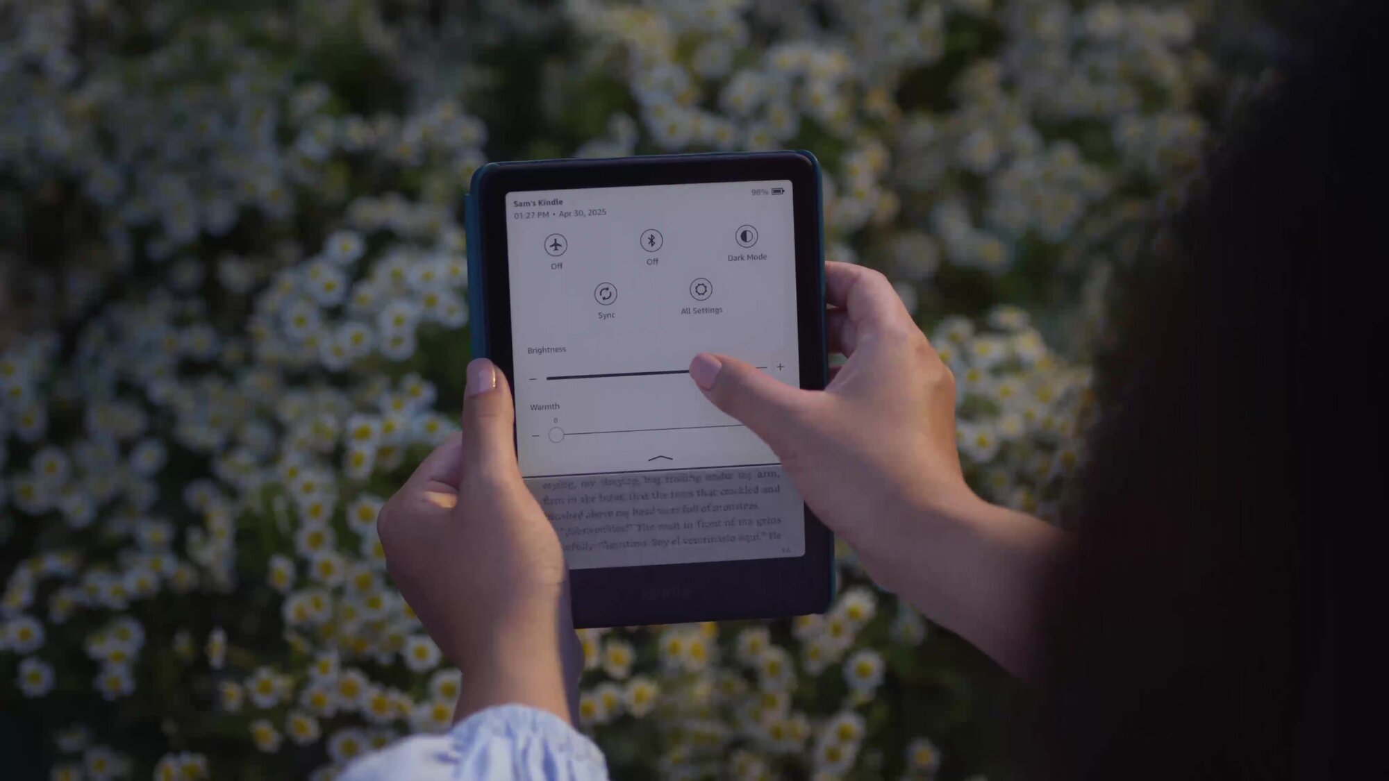 Электронная книга Amazon Kindle PaperWhite 12 2024 16Gb Black (рекламная версия) с обложкой ReaderONE, Light Green — фото 1